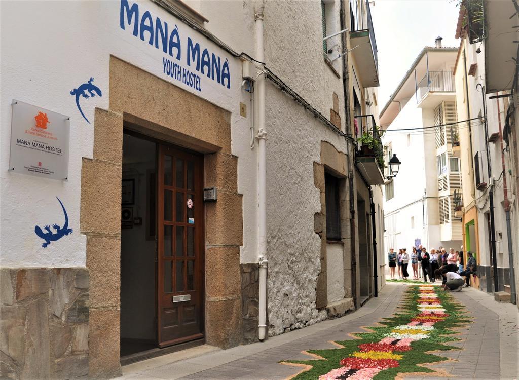 Mana Mana Youth Hostel Тоса де Мар Екстериор снимка